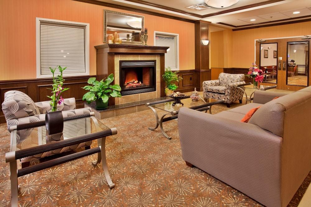 Holiday Inn Express Hotel & Suites Kansas City - Grandview By Ihg Dış mekan fotoğraf
