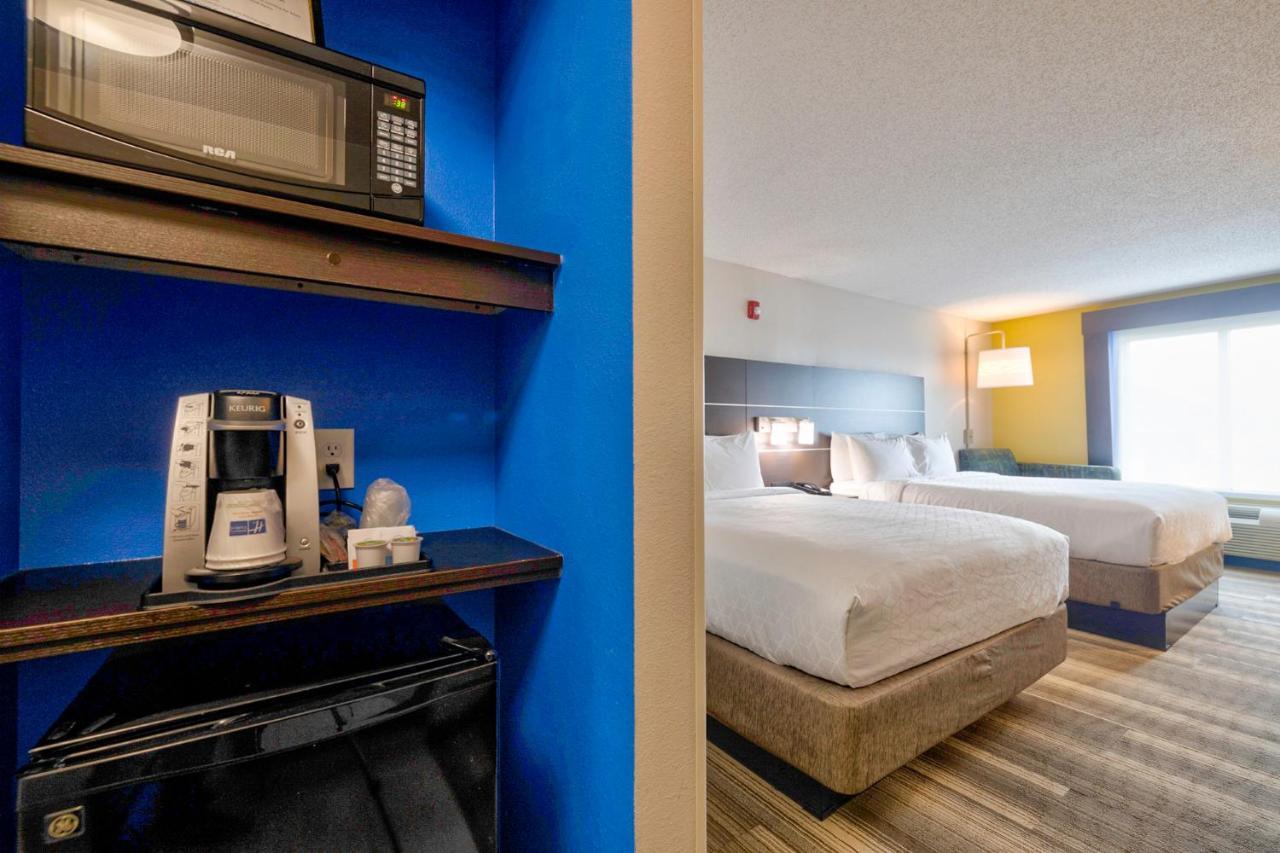Holiday Inn Express Hotel & Suites Kansas City - Grandview By Ihg Dış mekan fotoğraf