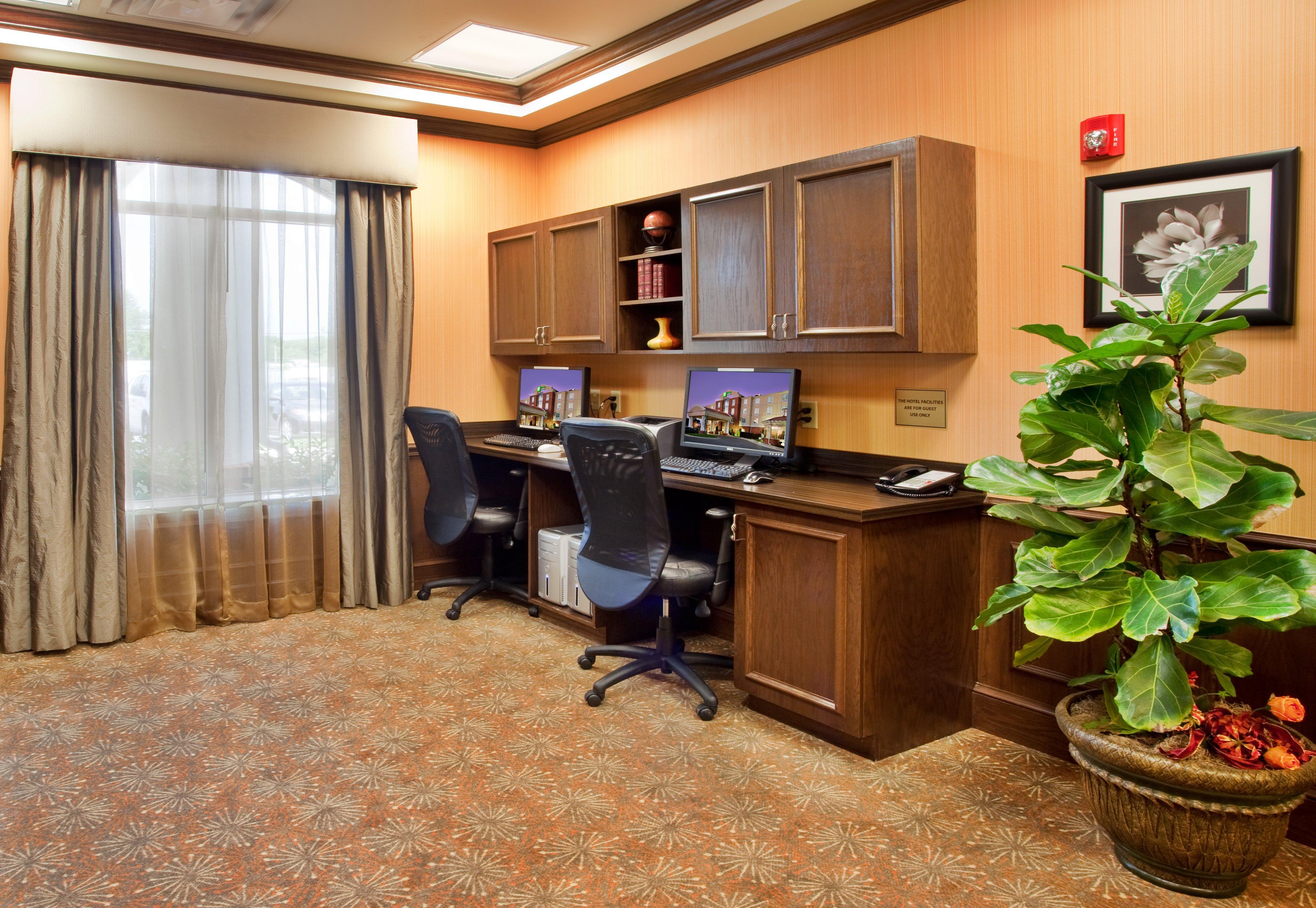 Holiday Inn Express Hotel & Suites Kansas City - Grandview By Ihg Dış mekan fotoğraf