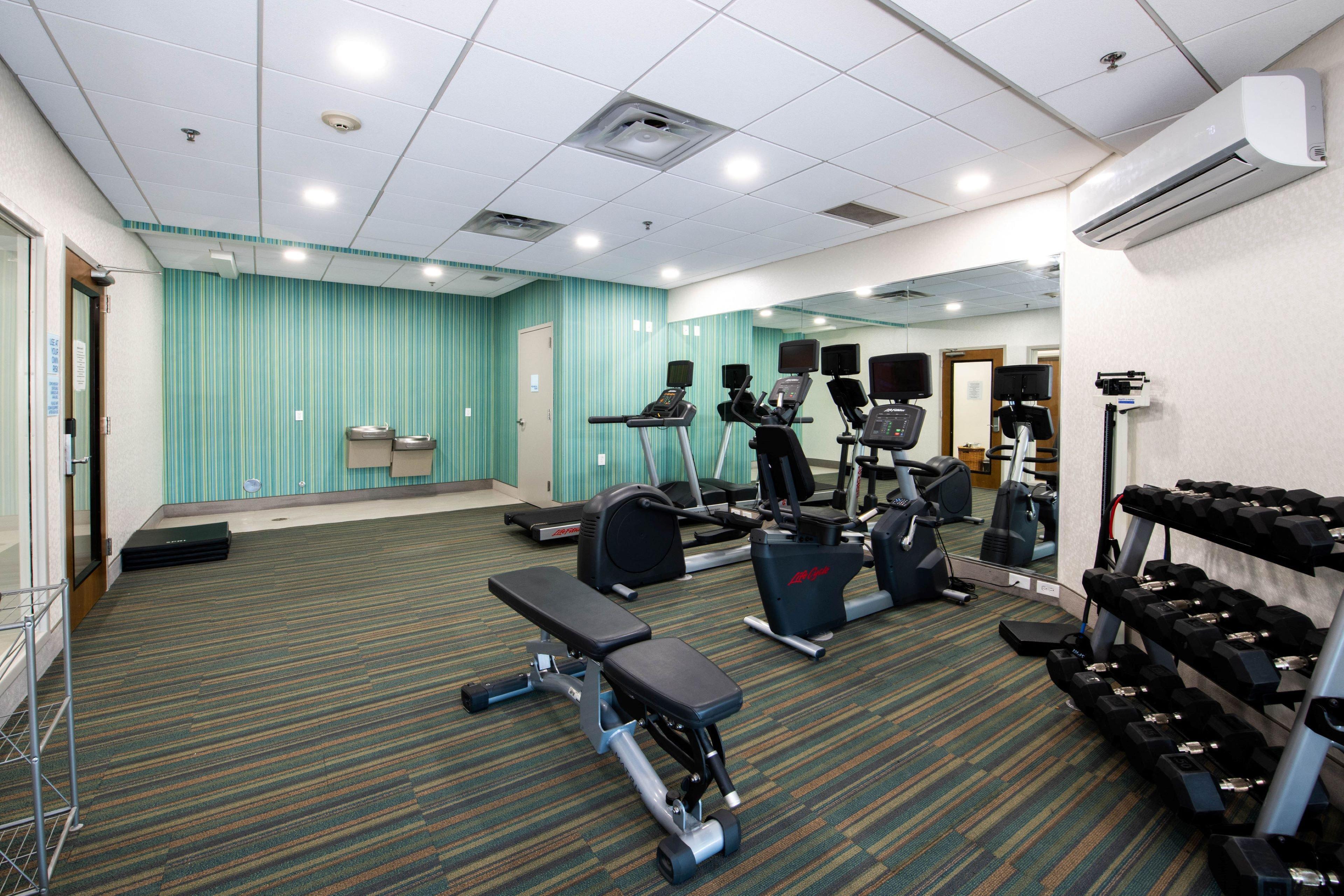 Holiday Inn Express Hotel & Suites Kansas City - Grandview By Ihg Dış mekan fotoğraf
