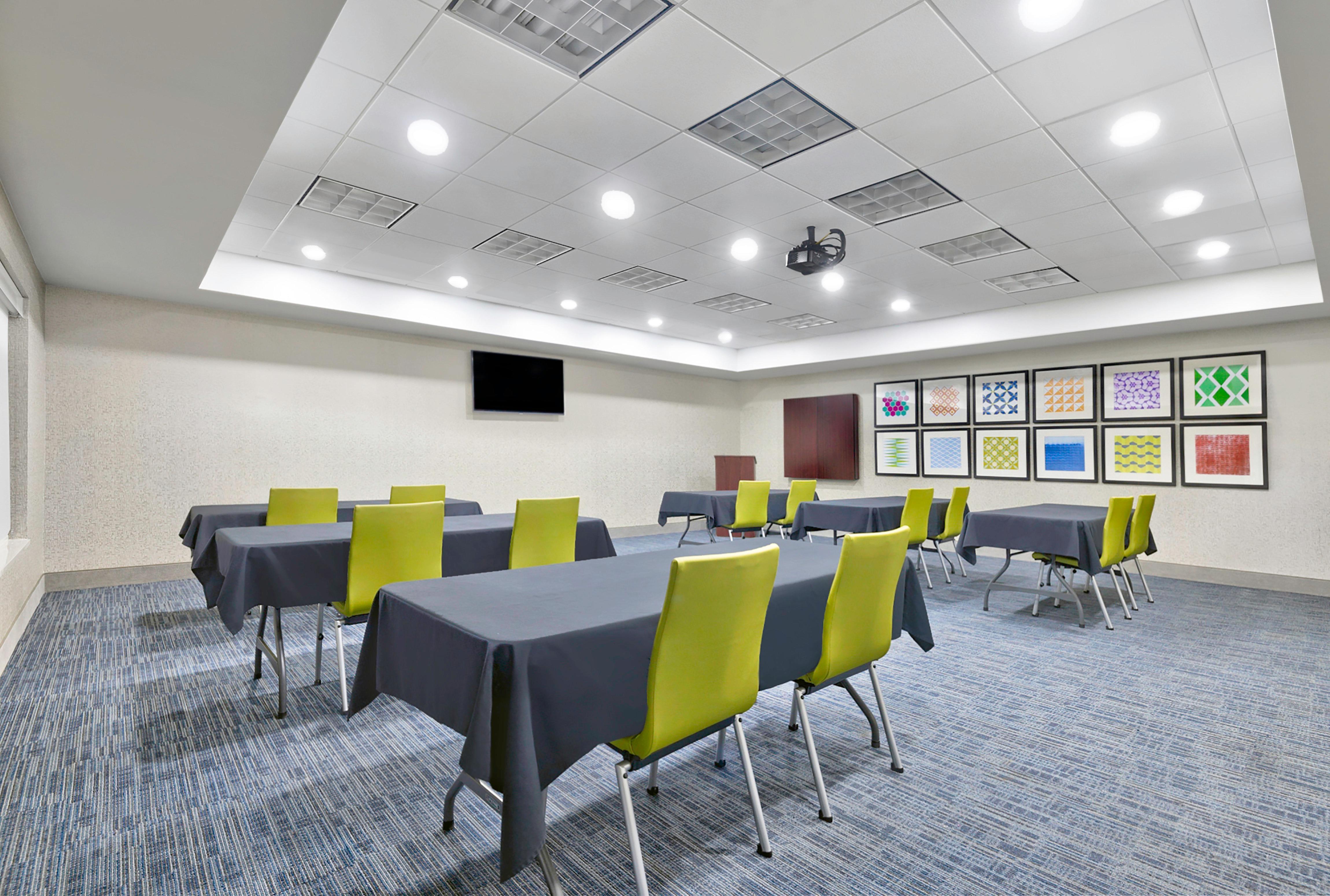 Holiday Inn Express Hotel & Suites Kansas City - Grandview By Ihg Dış mekan fotoğraf