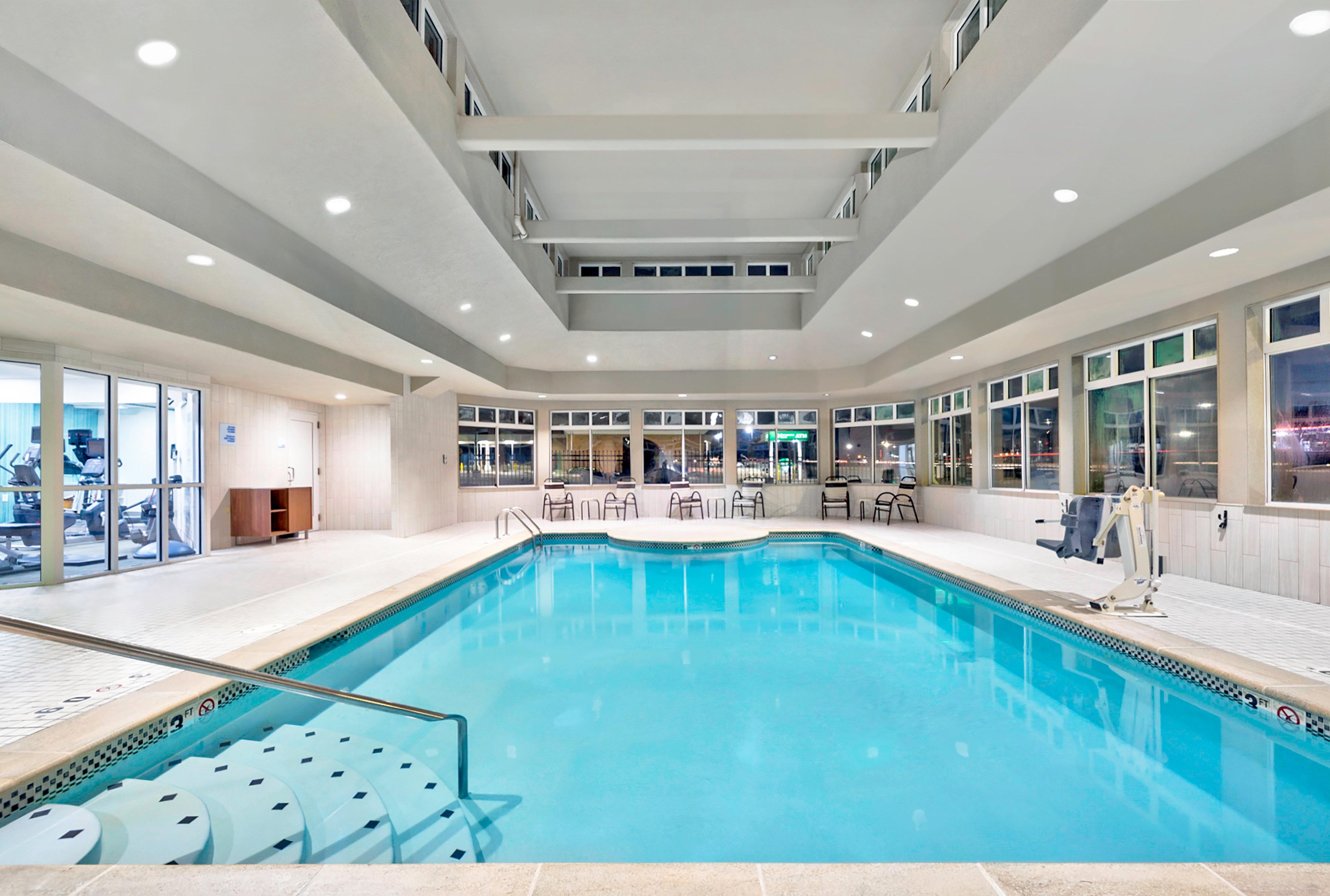 Holiday Inn Express Hotel & Suites Kansas City - Grandview By Ihg Dış mekan fotoğraf