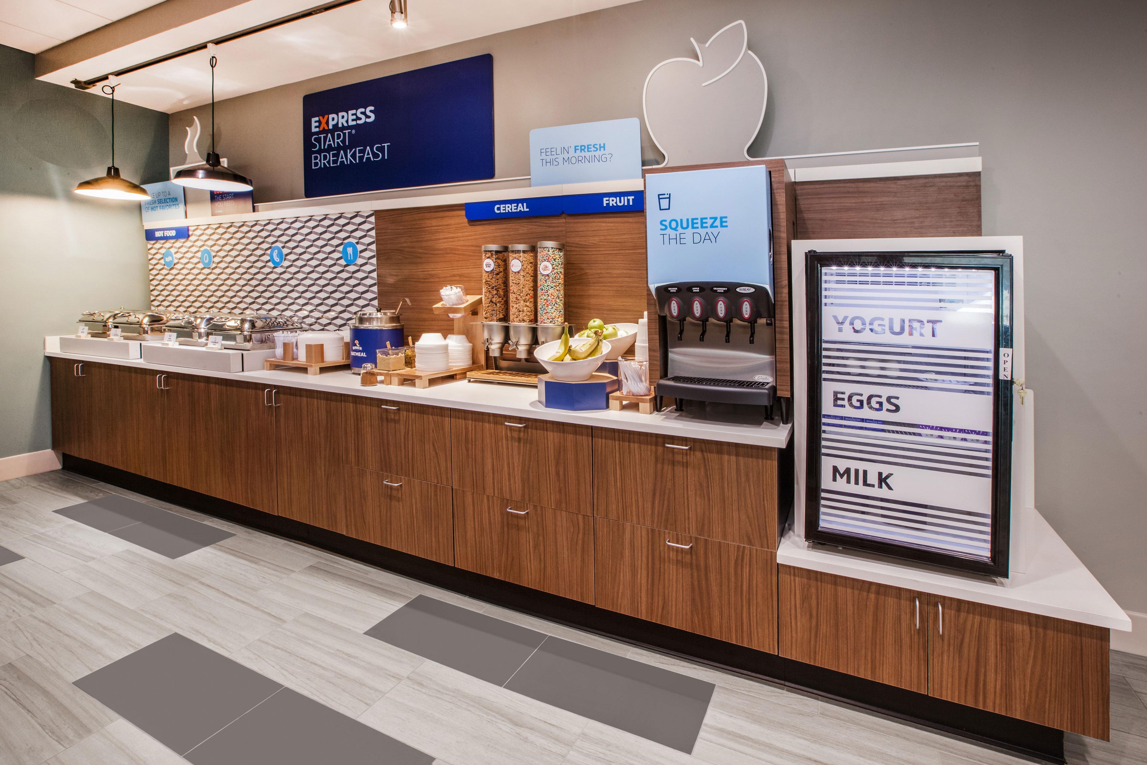 Holiday Inn Express Hotel & Suites Kansas City - Grandview By Ihg Dış mekan fotoğraf