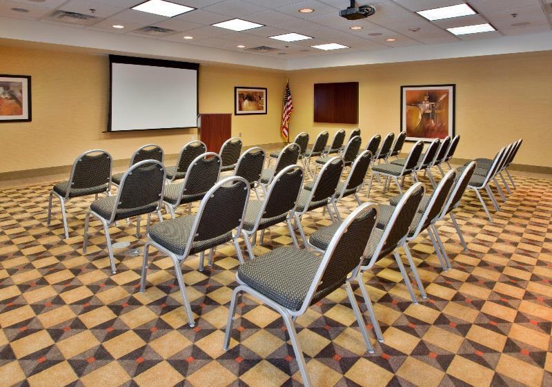 Holiday Inn Express Hotel & Suites Kansas City - Grandview By Ihg Dış mekan fotoğraf